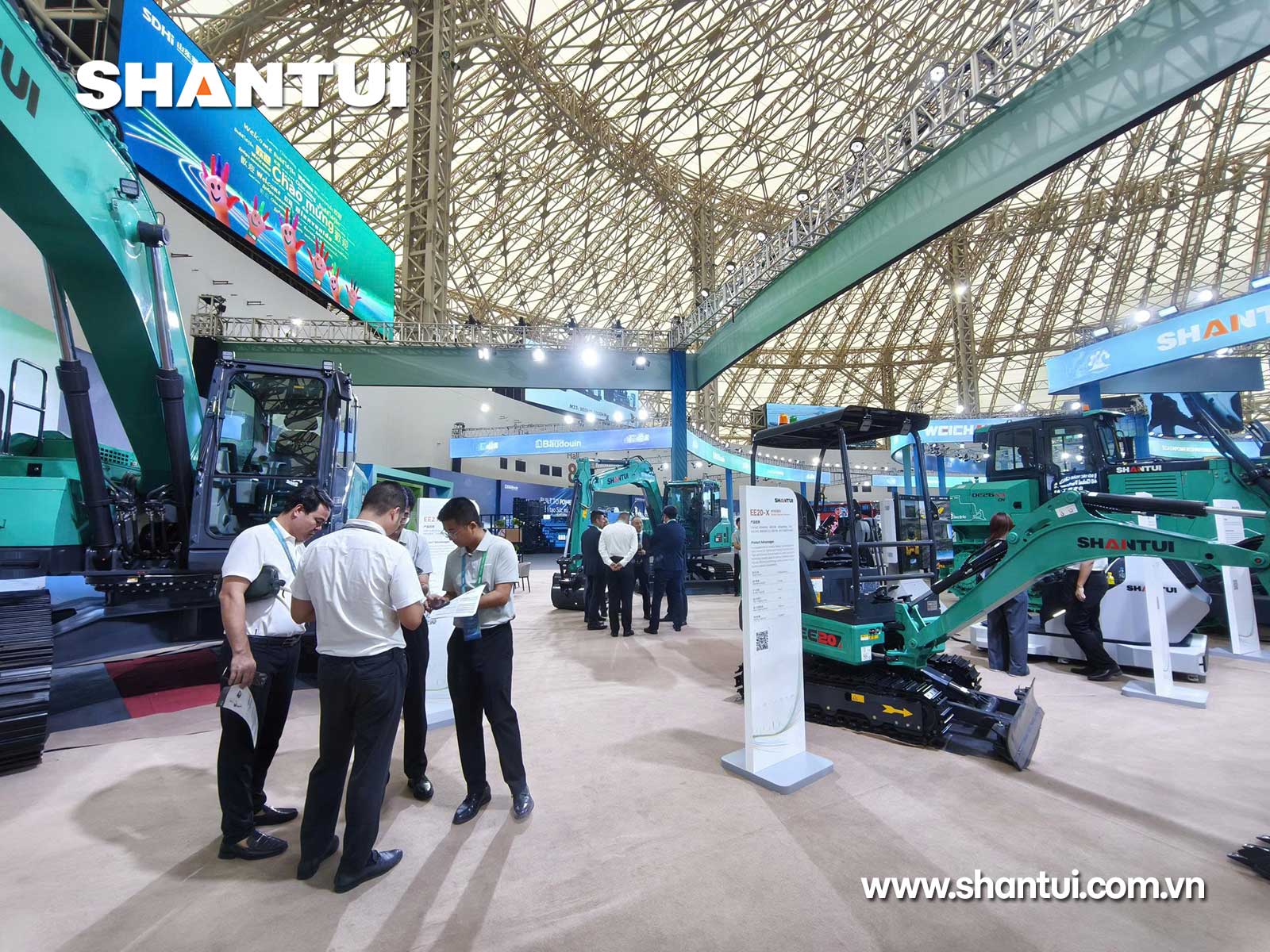 Máy xúc mini chạy điện Shantui EE20-X 2 tấn gàu 0,04 m3