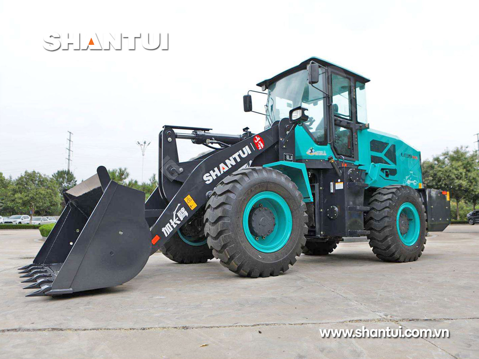 Máy xúc lật điện Shantui LE39-X5 3,5 tấn gàu 1,7-2,5m3
