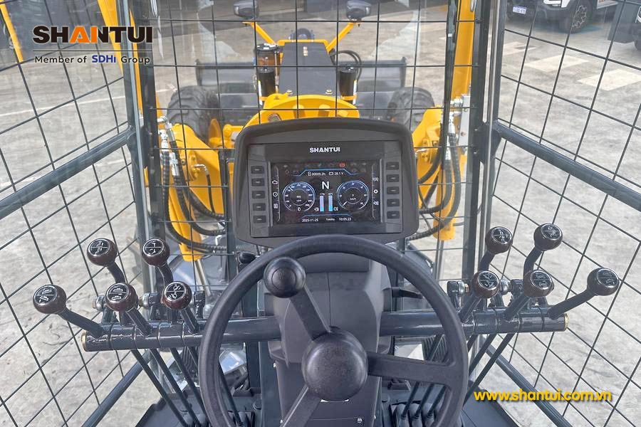 Máy san gạt Shantui SG15-C6 14 tấn | Trung Quốc