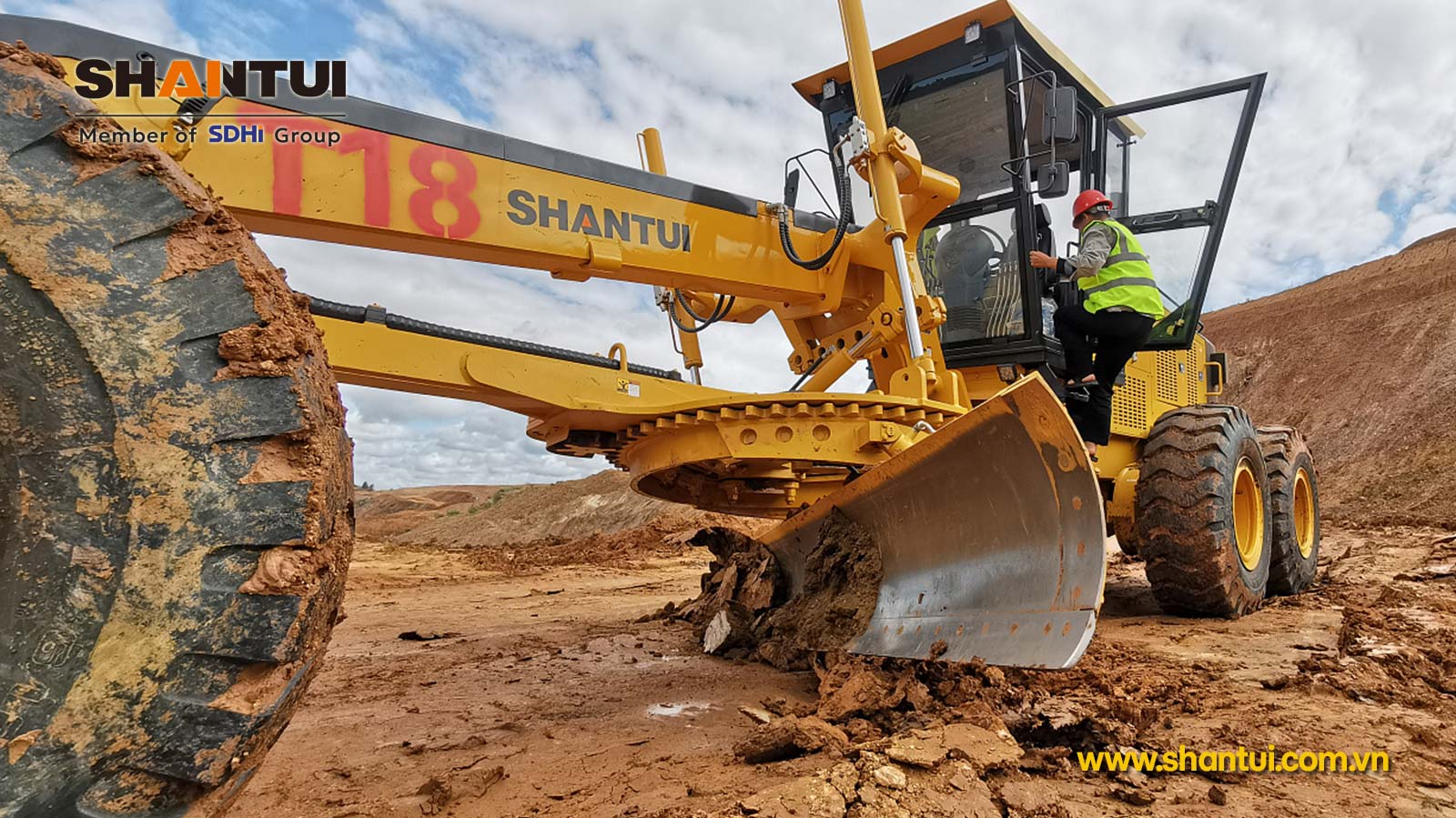 MÁY SAN GẠT SHANTUI SG27-C6 AWD EC