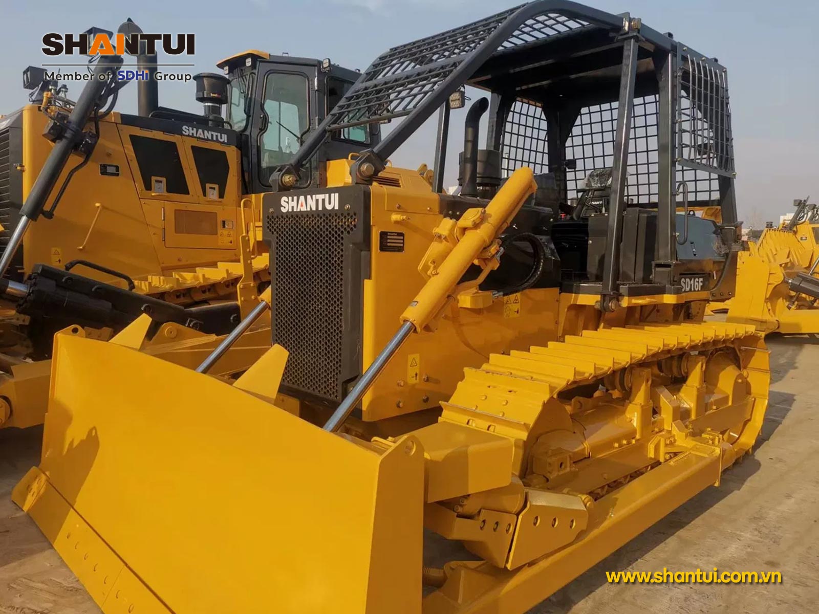 Máy ủi lâm nghiệp Shantui SD16F 18,1 tấn | Mico Group