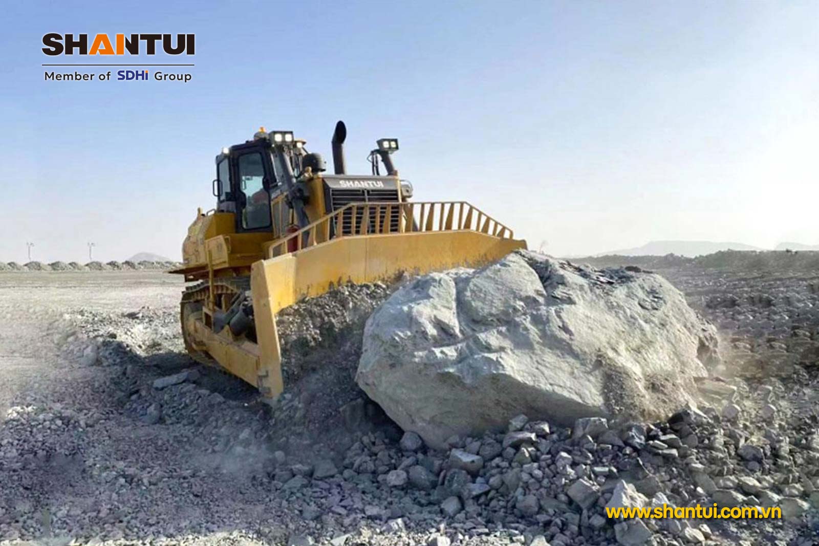 Máy ủi thủy lực Shantui DH46-M RS 56 tấn