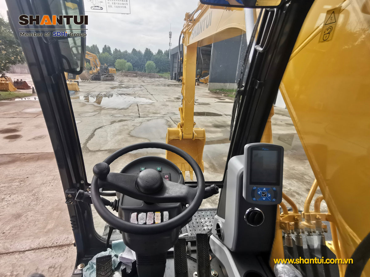 Cabin Máy xúc bánh lốp SHANTUI SW150