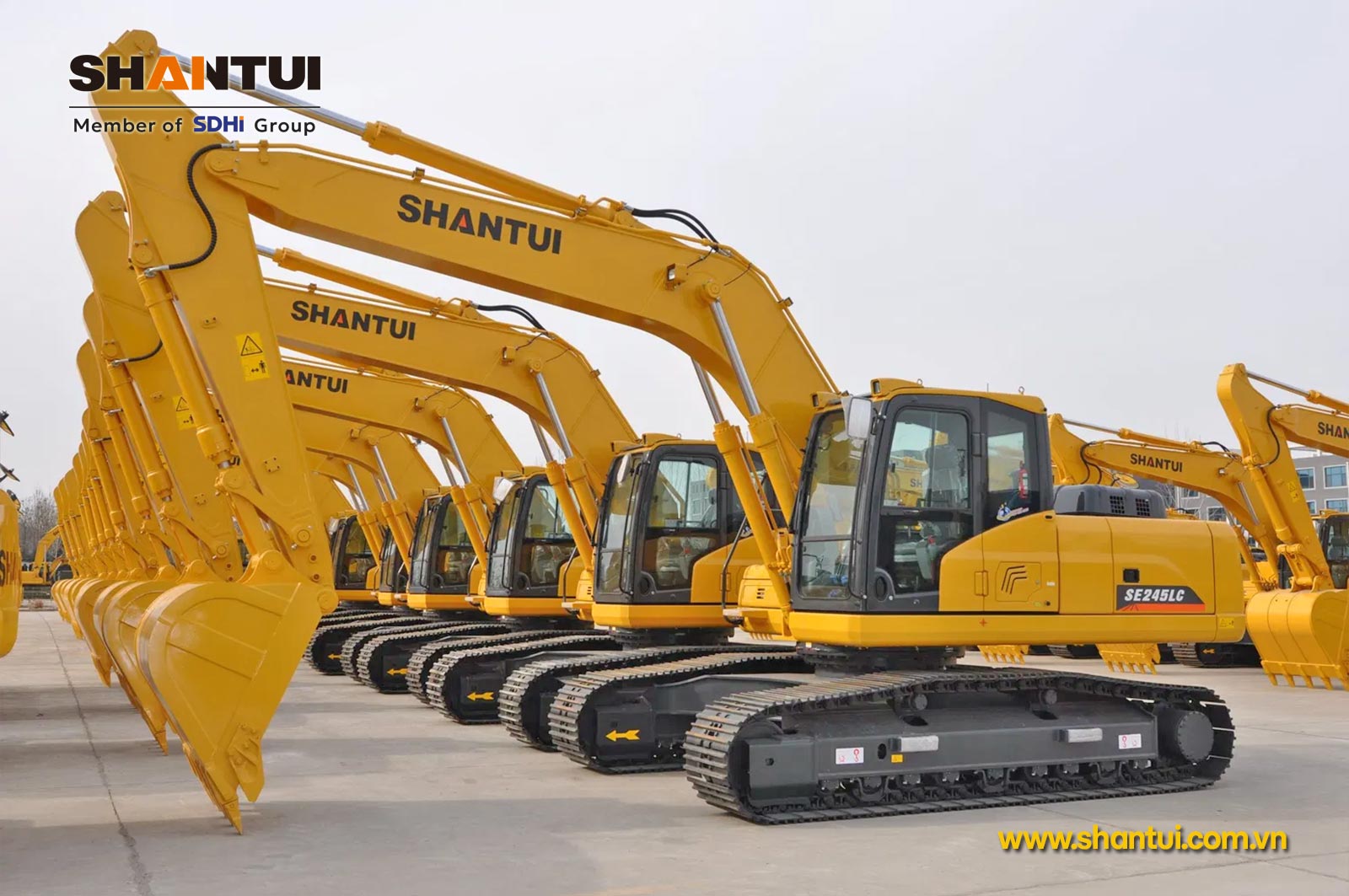 Máy xúc đào Shantui SE245LC 24,8 tấn gàu xúc 1,2m3