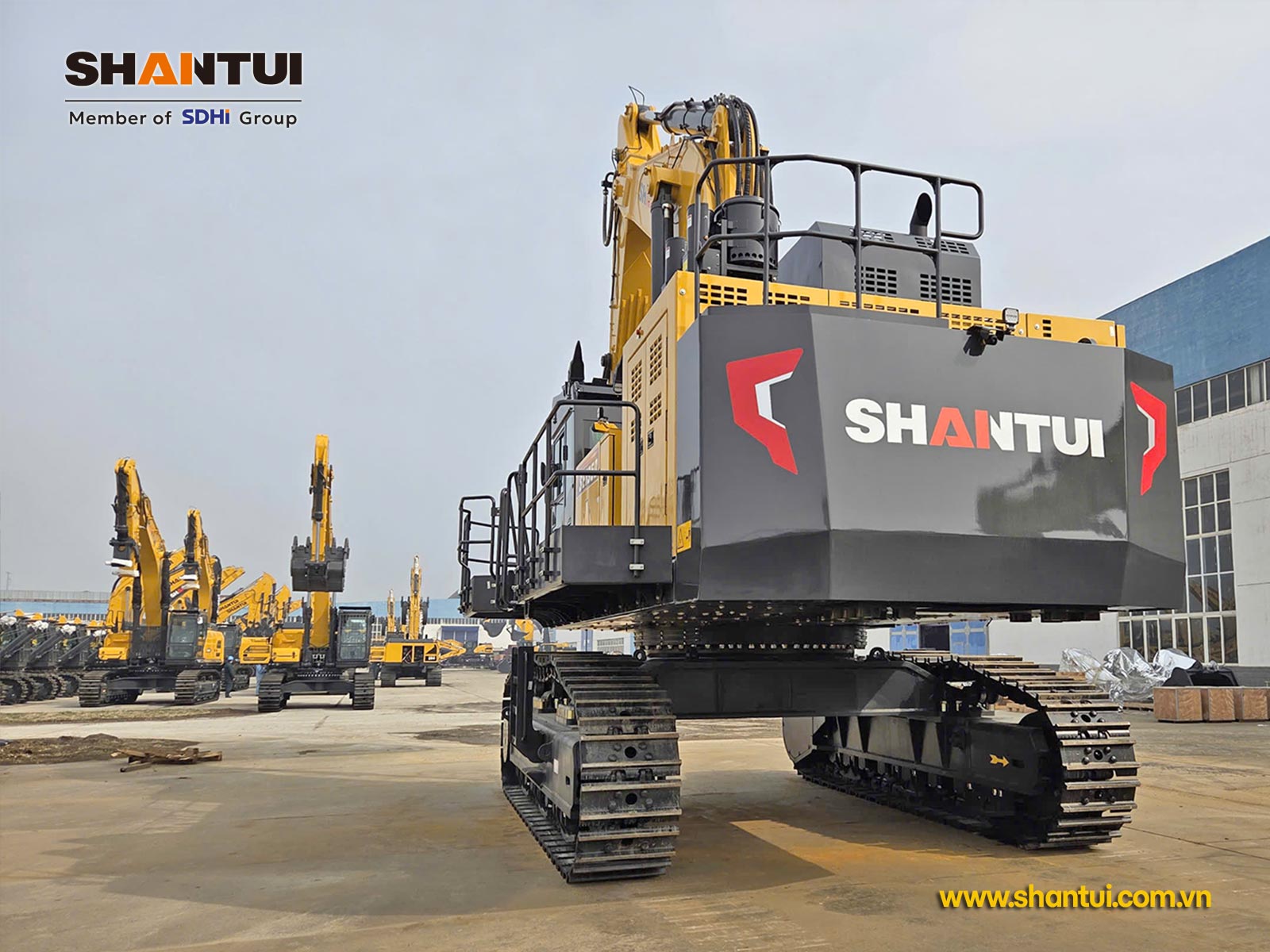 SHANTUI SE1350: Máy xúc khai thác mỏ năng suất tối đa với chi phí tối thiểu