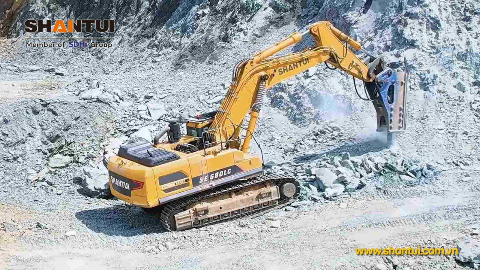 Máy xúc đào Shantui SE680LCW 66 tấn 4m3