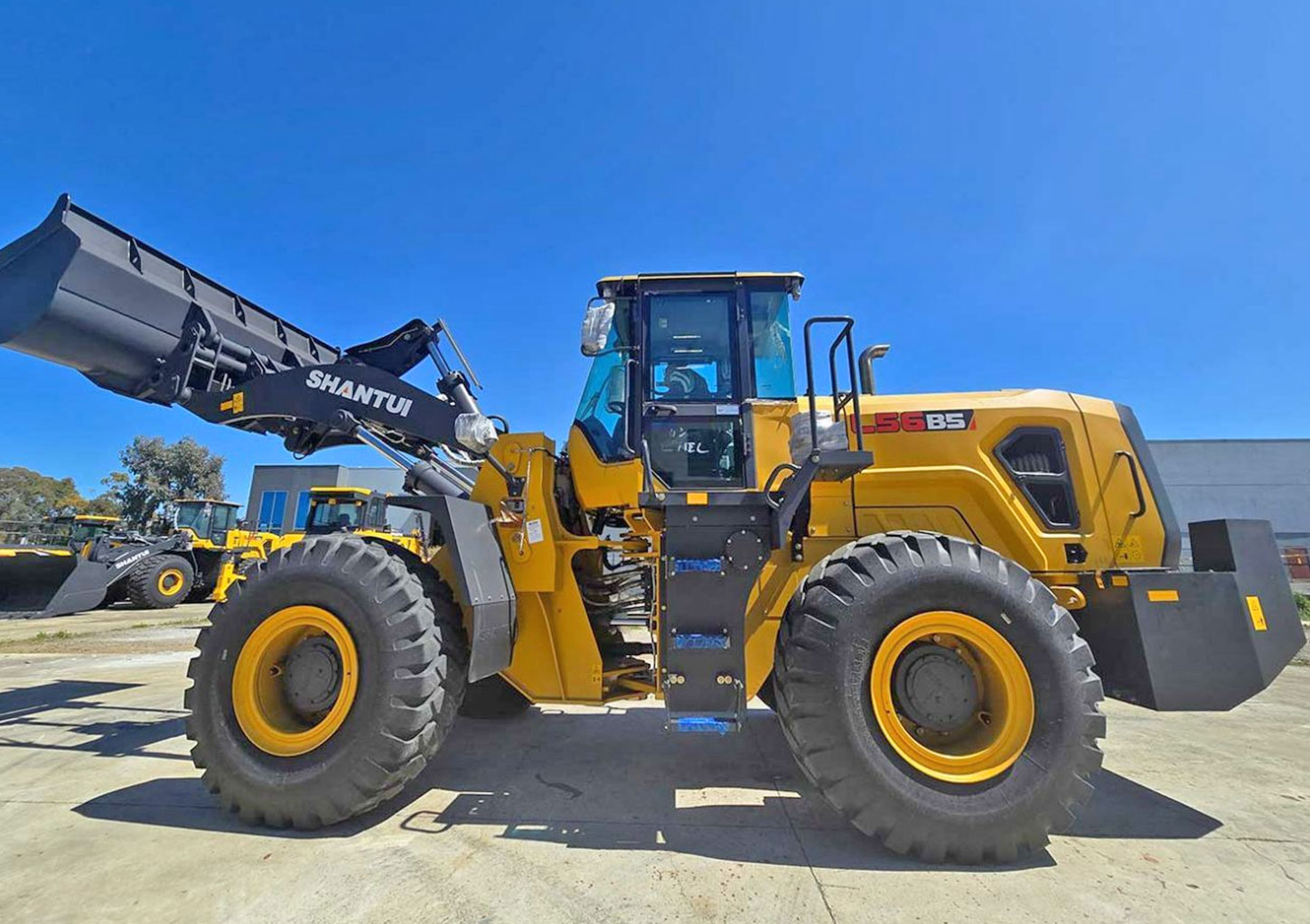 Máy xúc lật Shantui L56-B5 5 tấn gàu 3m3
