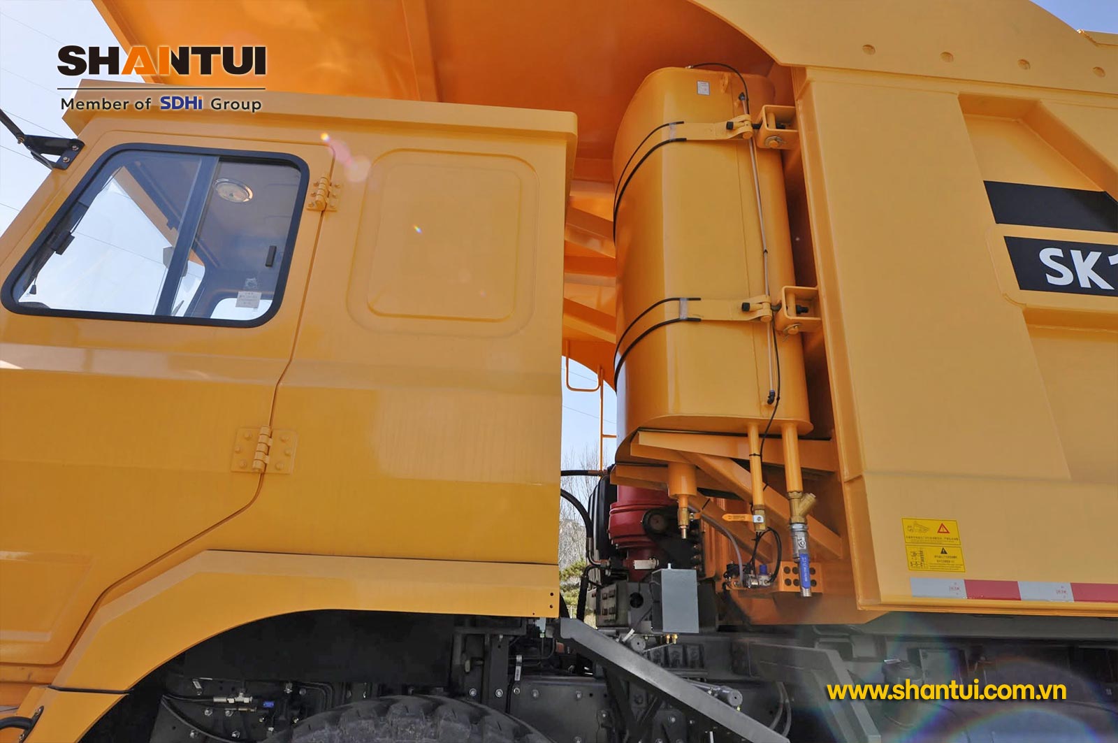 SHANTUI SK105G: Xe tải khai thác mỏ chinh phục các hầm mỏ khắc nghiệt nhất