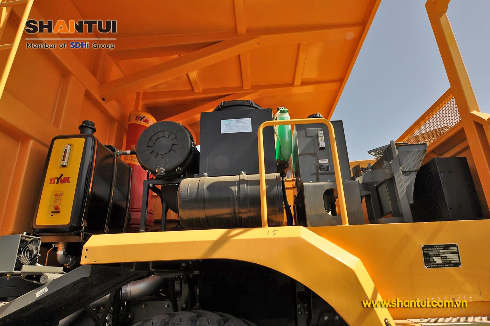 SHANTUI SK105G: Xe tải khai thác mỏ chinh phục các hầm mỏ khắc nghiệt nhất
