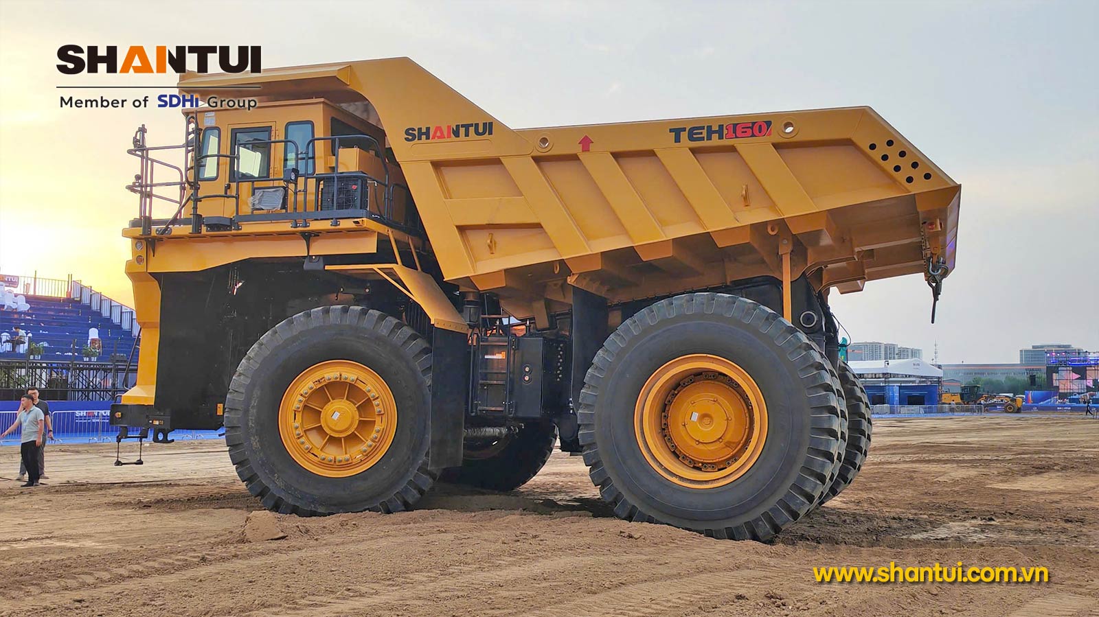 Xe ben chạy mỏ Shantui TEH160 | MICO GROUP