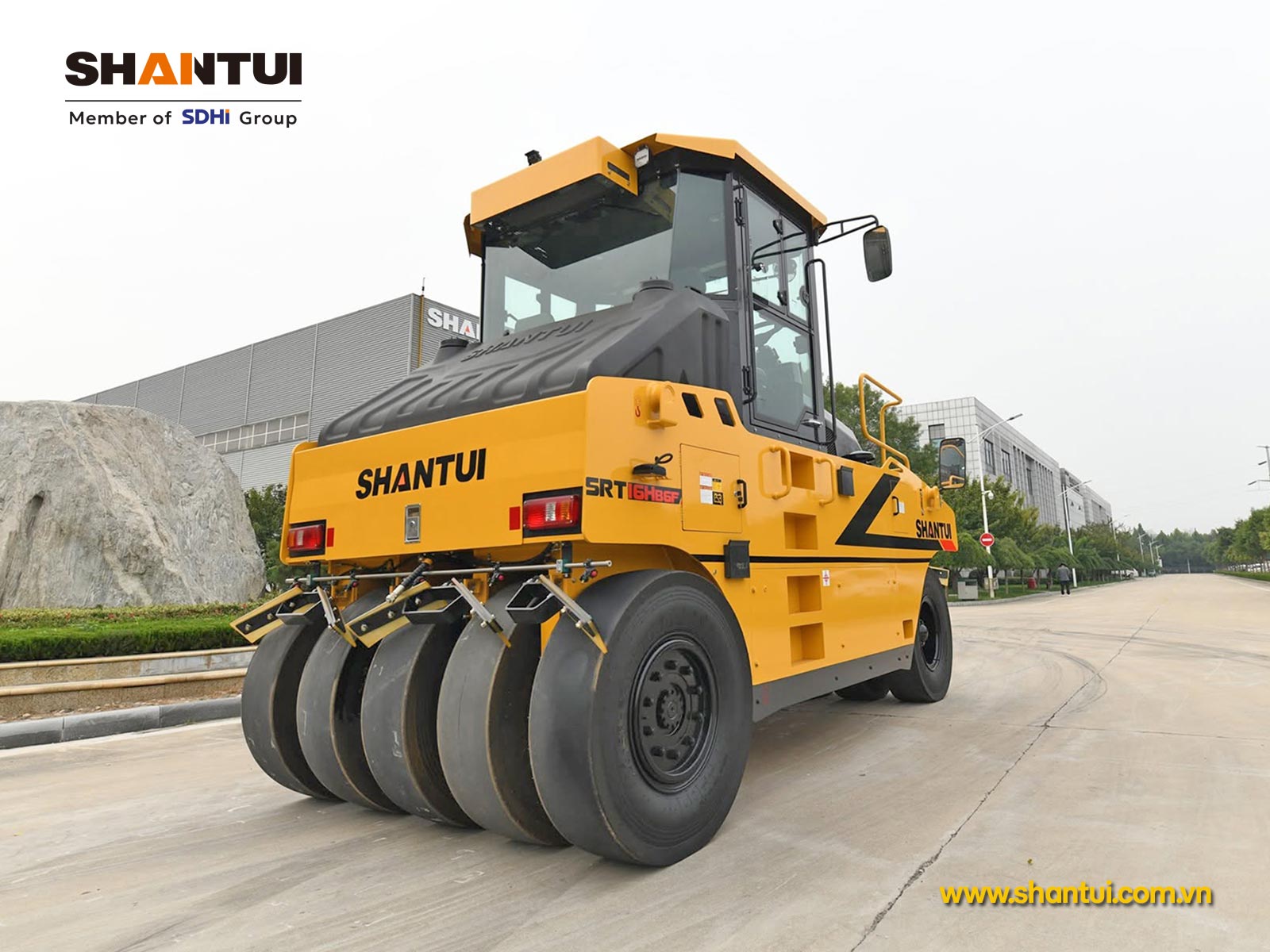 Xe lu lốp Shantui SRT16H-B6F 16 tấn