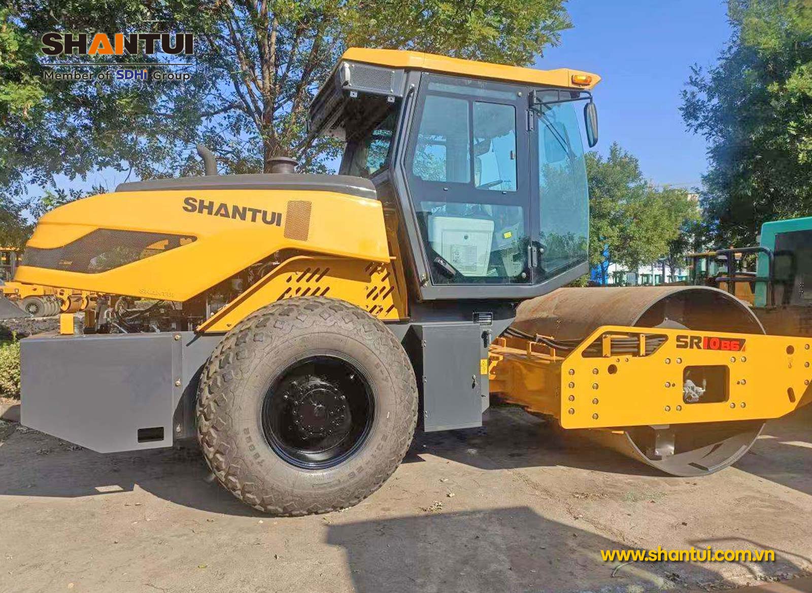 XE LU RUNG SR10-B6 10,5 TẤN | SHANTUI VIỆT NAM