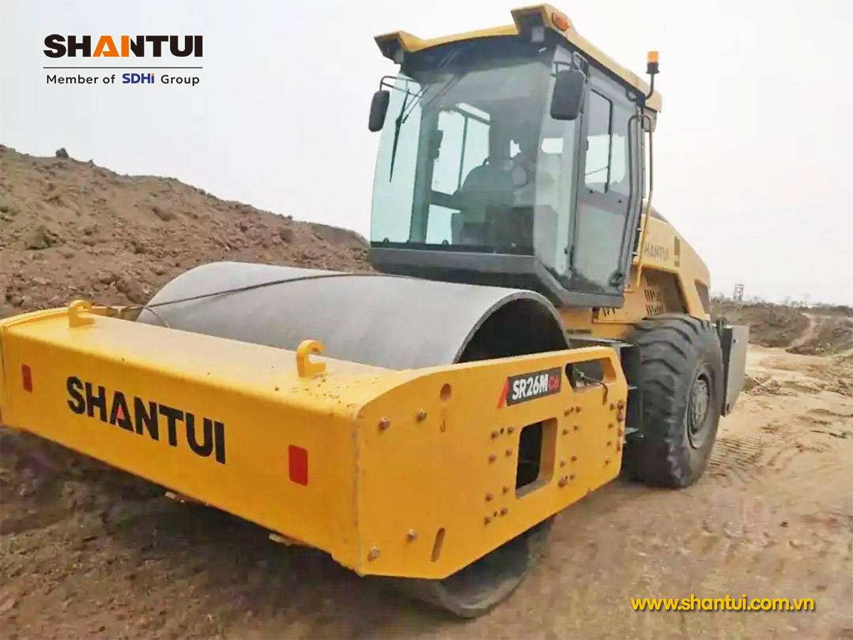 XE LU RUNG SR26M-C6 26 TẤN | SHANTUI VIỆT NAM