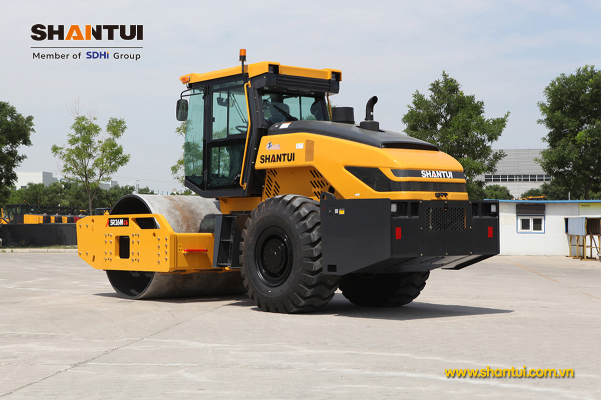 SHANTUI SR26M-C6: Thiết bị đầm nén lớp nền và lớp móng nổi bật