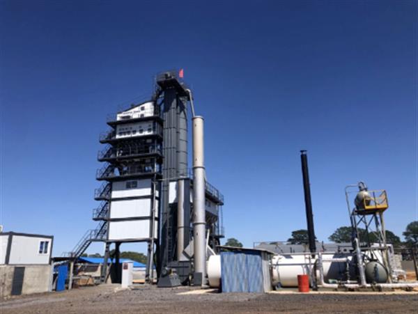 Trạm trộn nhựa đường Shantui Janeoo L3B-2000 hỗ trợ xây dựng dự án đường cao tốc Luen của Zambia