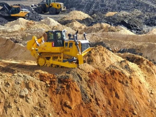 Máy ủi Shantui DH46-C3 ra mắt tại các mỏ ở Nam Phi, mở ra hướng đi mới cho việc mở rộng thị trường!