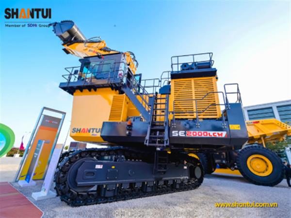 SHANTUI SE2000LCW: Máy xúc khai thác mỏ 200 tấn, gàu 12m3